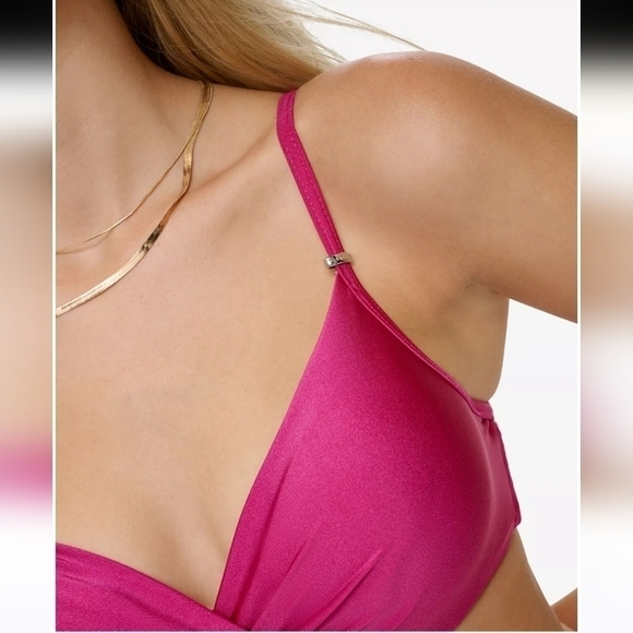 Calvin Klein NWT Women's Twist-Front Underwire Bikini Top Fuschia Shimmer, XS, S - Picture 3 of 12